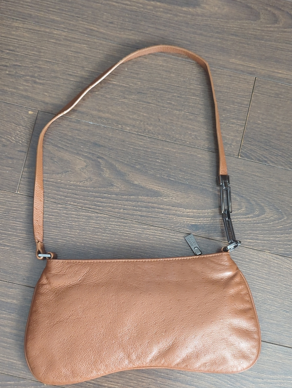 JEANNE LOTTIE Women’s Tan Leather Shoulder Bag - Picture 6 of 12
